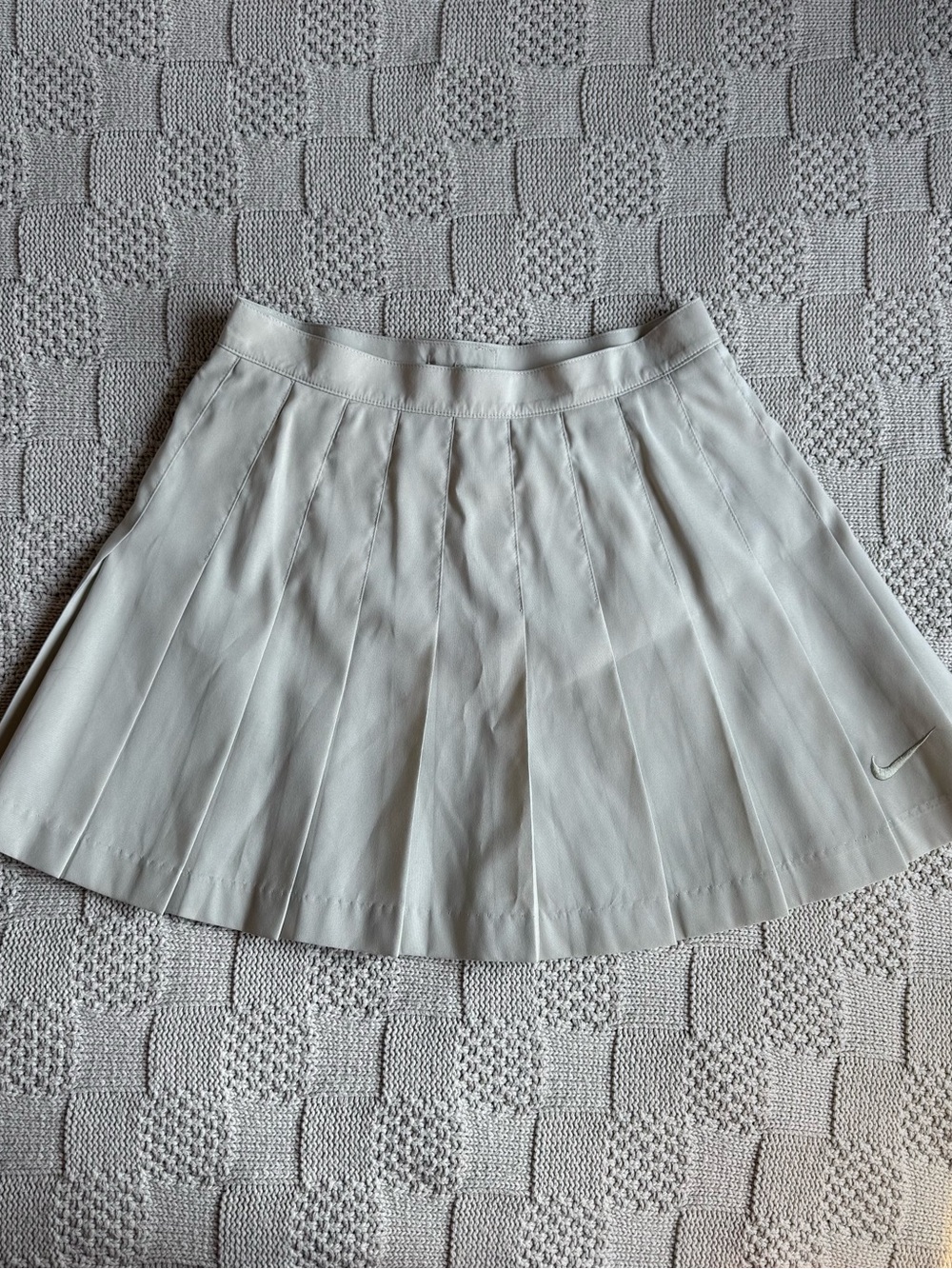 Vintage 90s NWT Nike pleated skirt